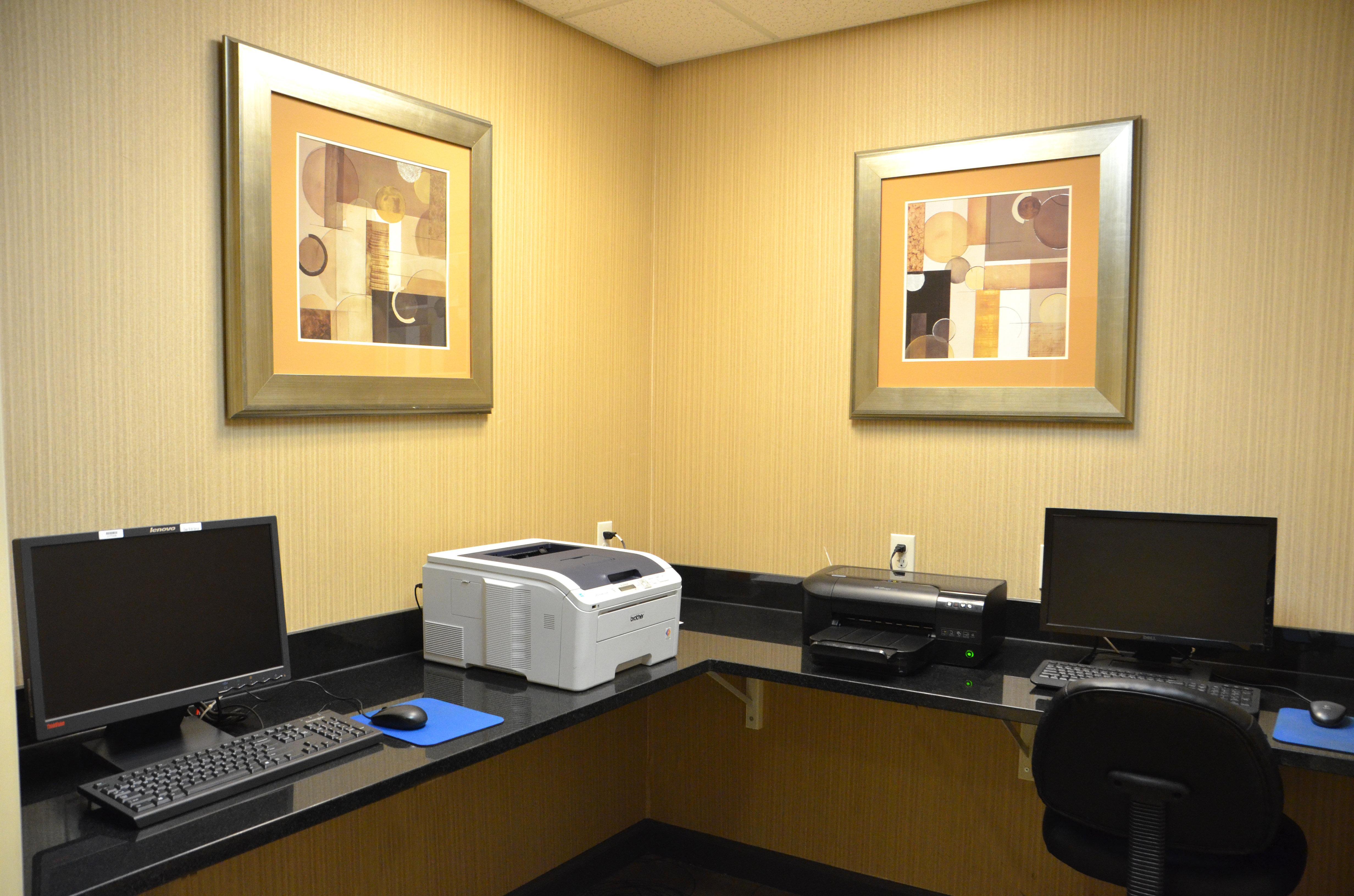 Holiday Inn Express & Suites Sidney By Ihg מראה חיצוני תמונה